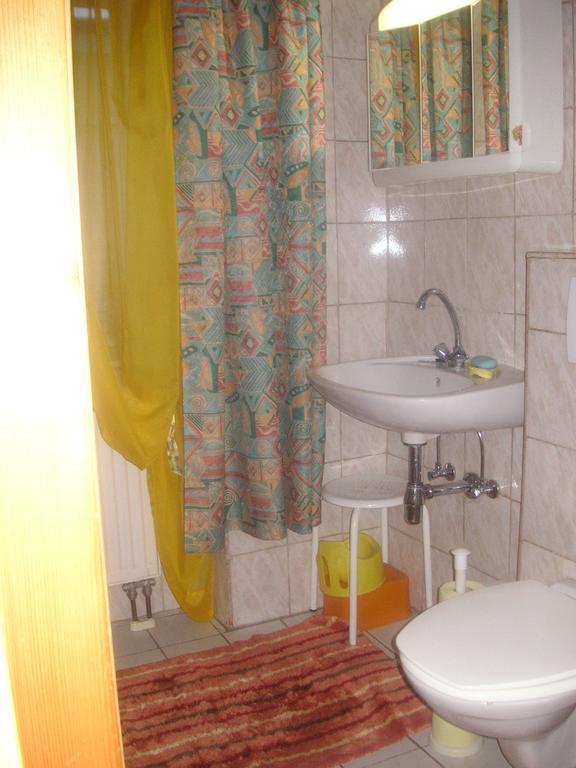 Weinbau-Gaestezimmer Martin Und Eva Maria Jamek Weissenkirchen in der Wachau Zewnętrze zdjęcie